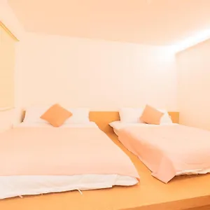Huayuanhouse Hq In Hongdae Гостевой дом